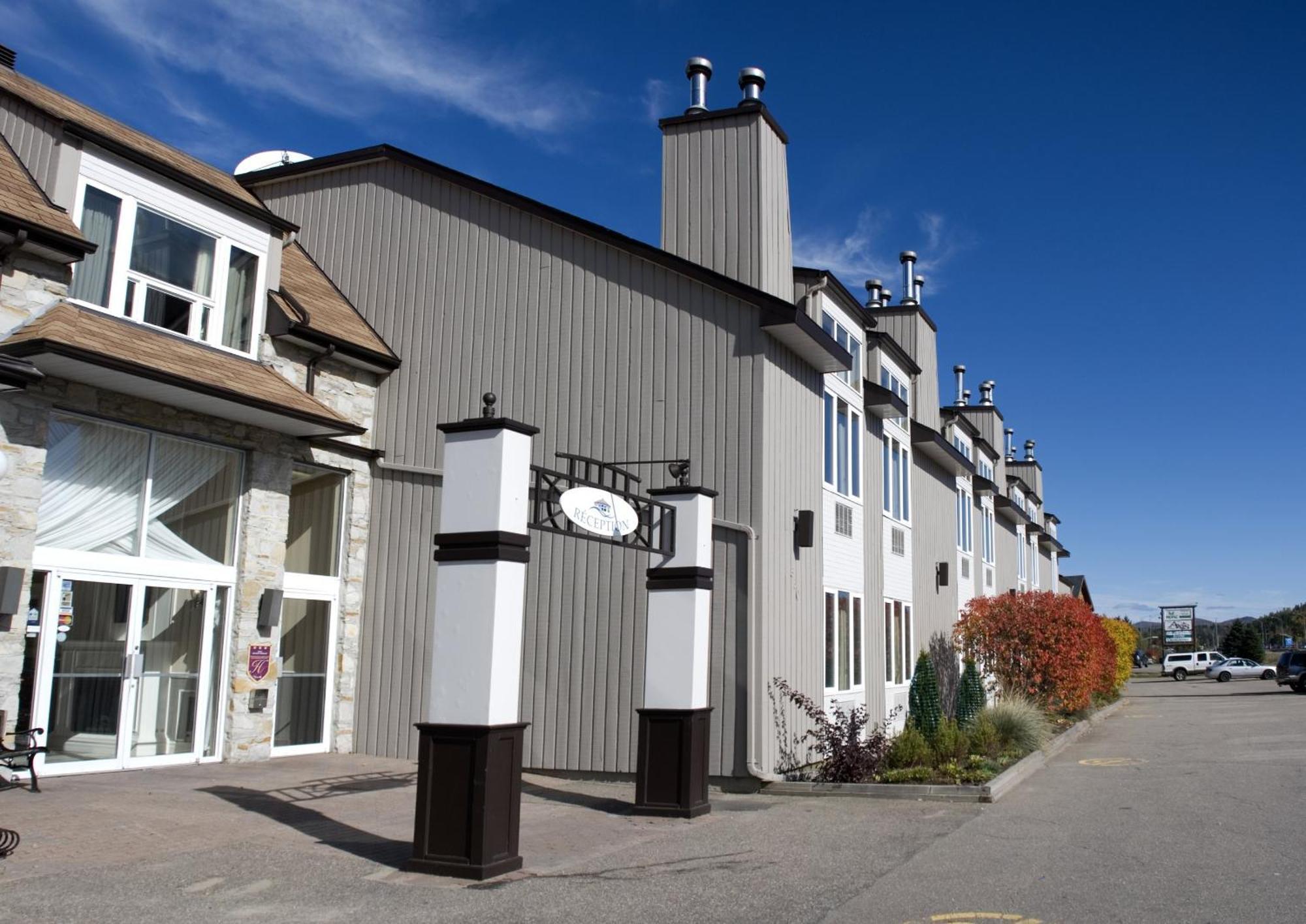 Hotel Vacances Tremblant Mont-Tremblant Kültér fotó